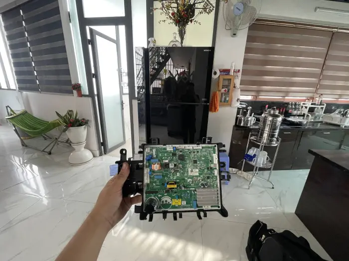 Sửa tủ lạnh Hitachi